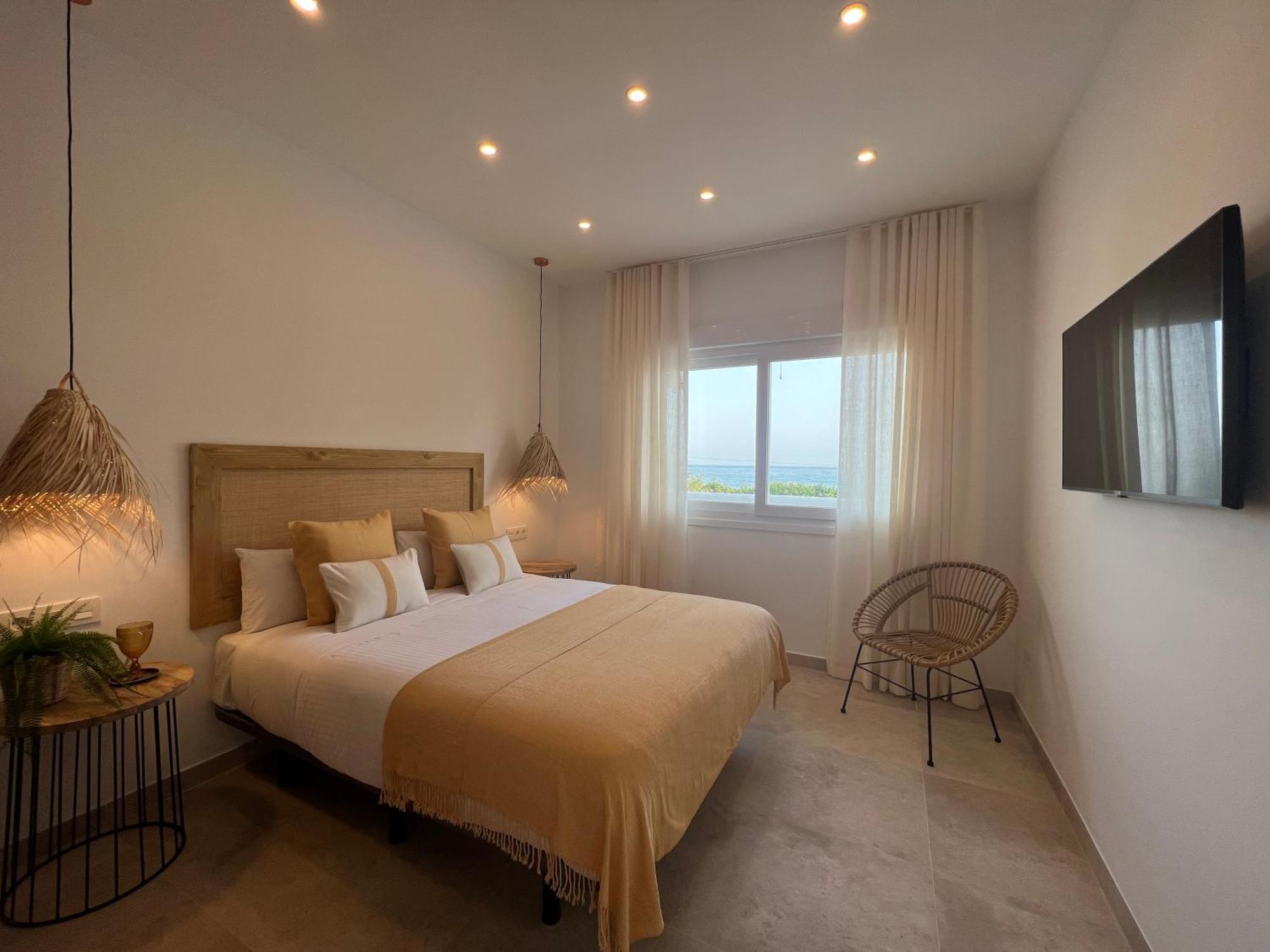 Angeles Beach II By Ele Apartments เบเลซ-มาลากา ภายนอก รูปภาพ